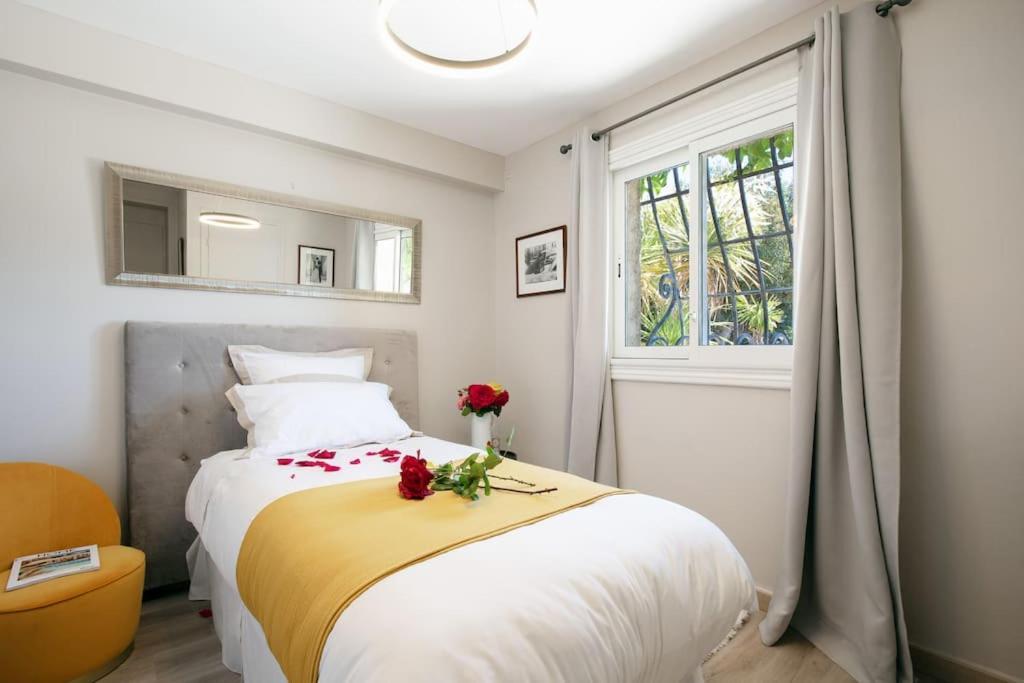 Le Castel Rose Super Cannes, Face Aux Iles De Lerins Vallauris Exterior foto